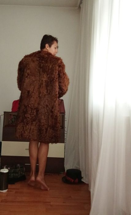 Haina eleganta din blana naturala  de iedut