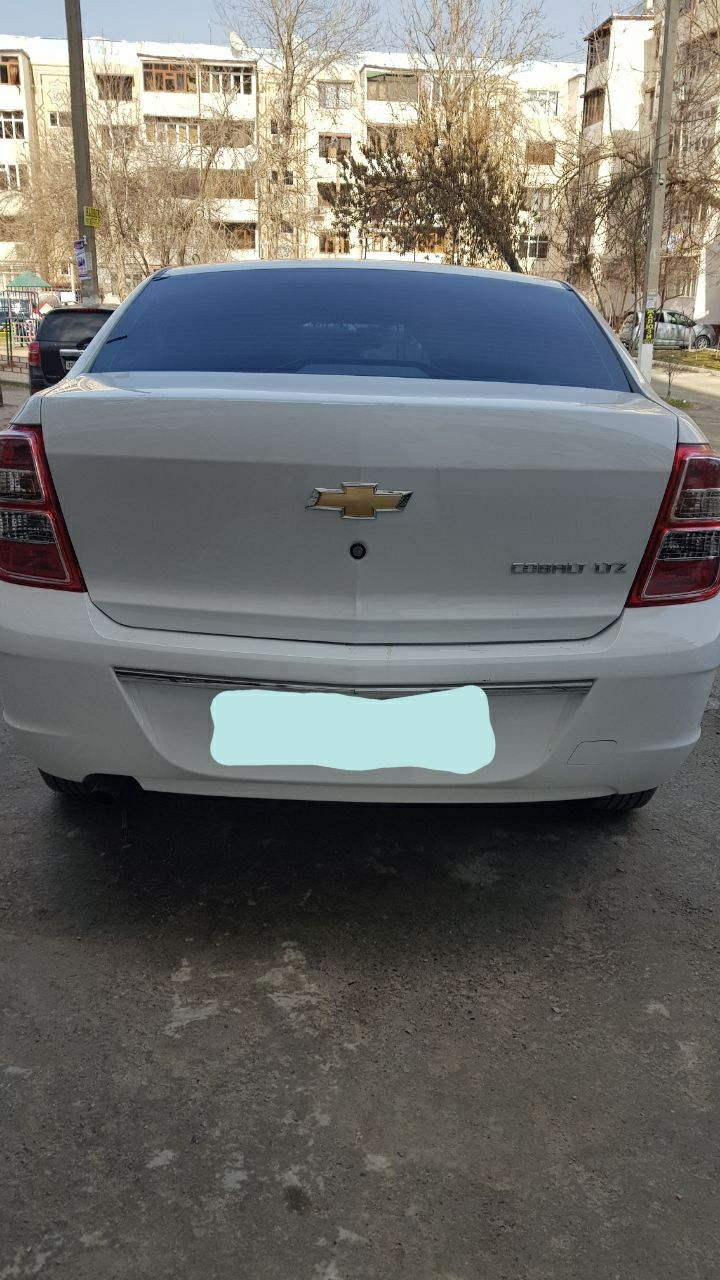 Продаю машину Chevrolet Cobalt 4 позиция