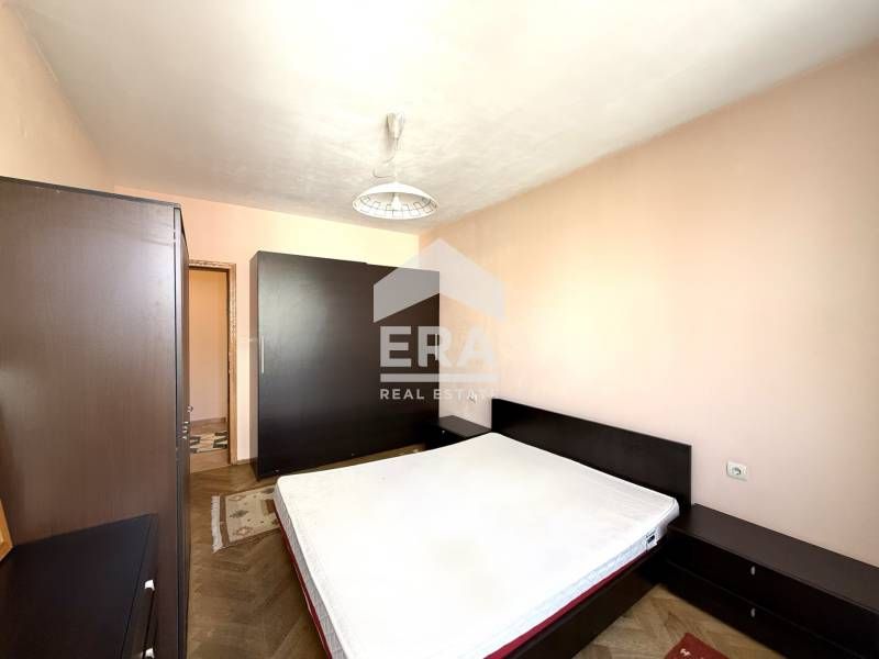 Дава се под наем Двустаен апартамент в София, Красно село - 70 кв.м за 700 € - Снимка #5