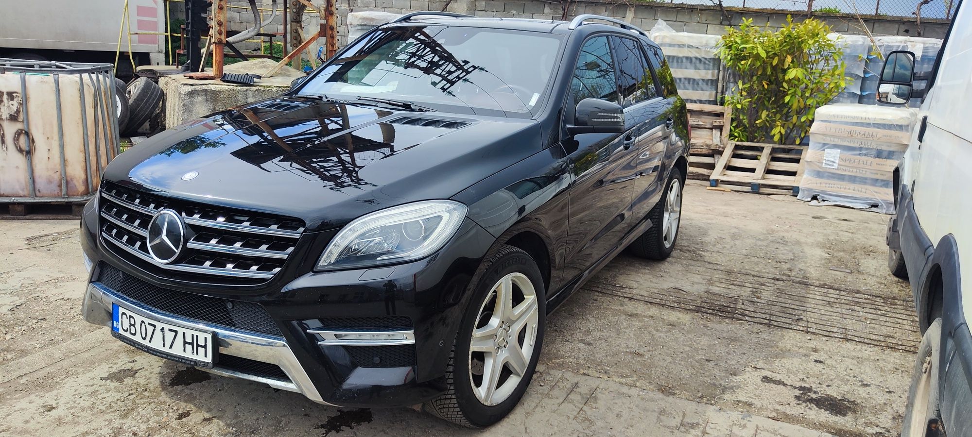 Mercedes Benz ML350