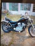 Suzuki intruder vs 700