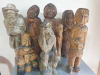 Sculpturi vechi și unicate din lemn