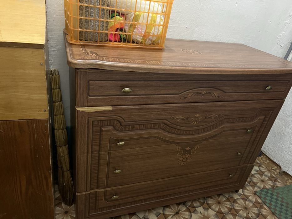 Отдам комод бесплатно. Самовывоз