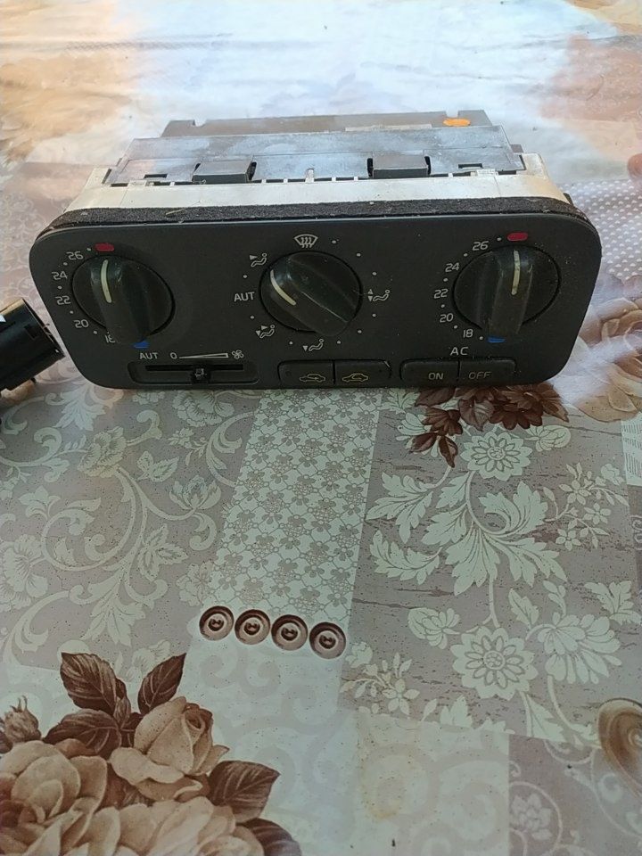 Части за волво S, C,ХС,   V 70, 2.0 , бензин 193к.с, 4х4,   1998 г.