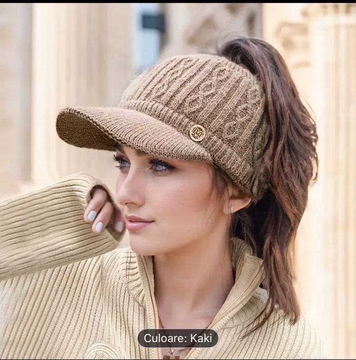 Vand Caciuli  femei noi