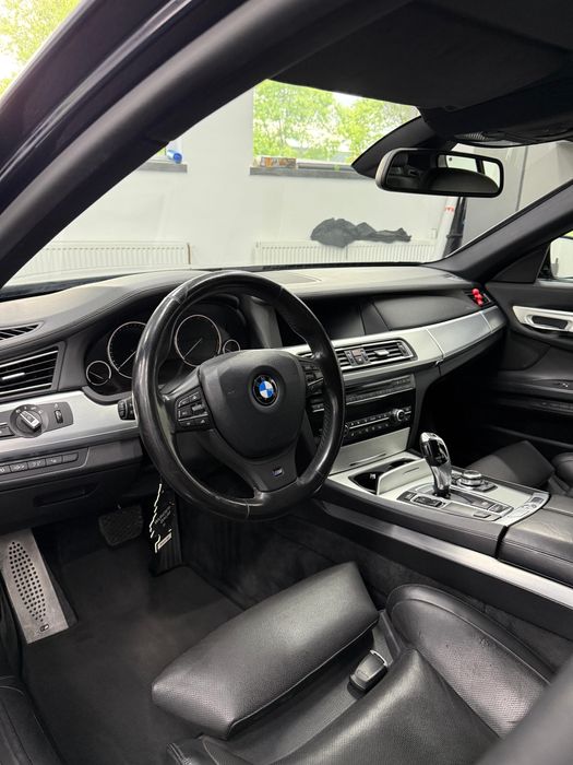 BMW 740d Seria 7 foarte intreținu