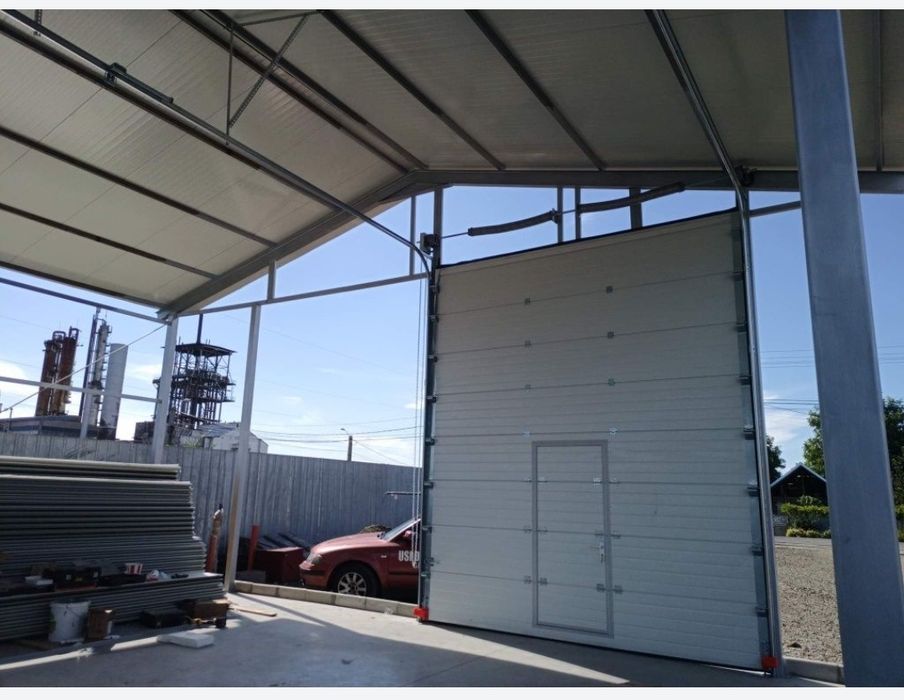 Usa Industriala Secțională