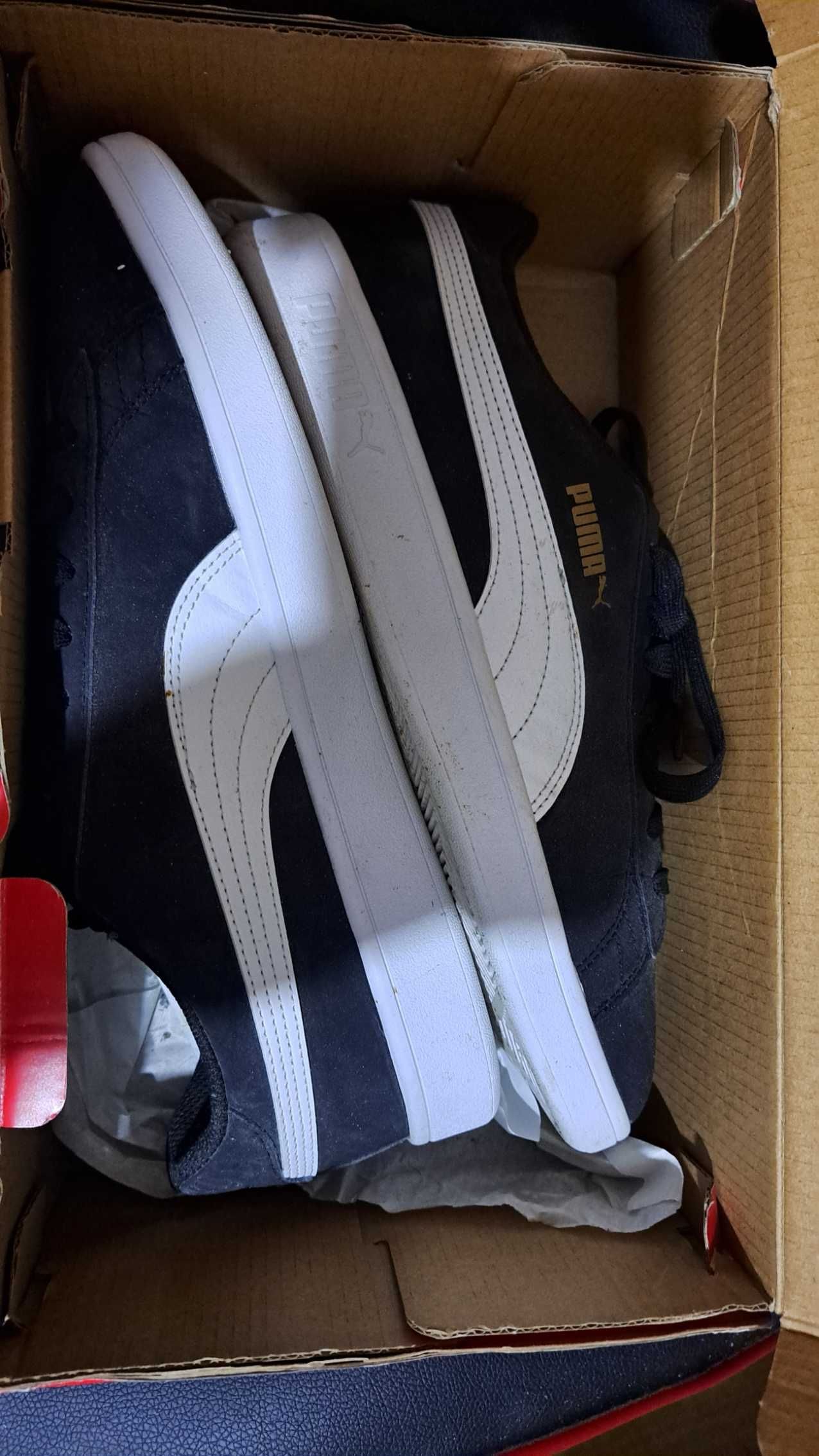 Vand adidasi puma smash v2 negru