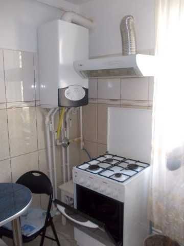 Apartament cu doua camere de vanzare.