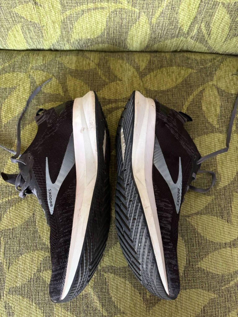 Мъжки маратонки  Brooks levitate 4.