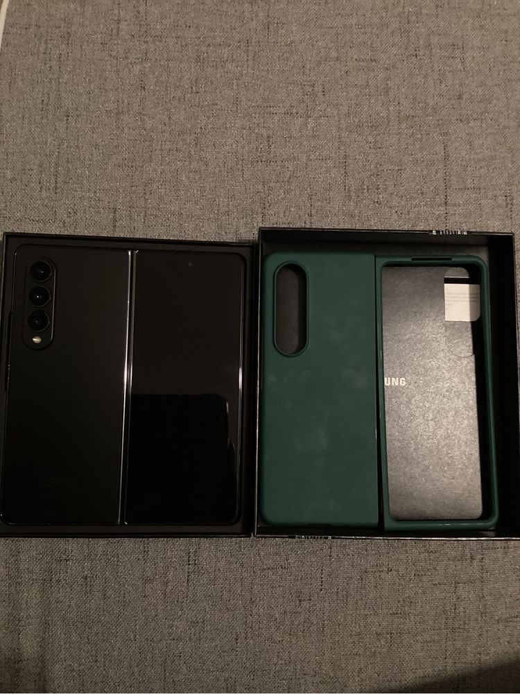 Samsung Galaxy Z Fold 4