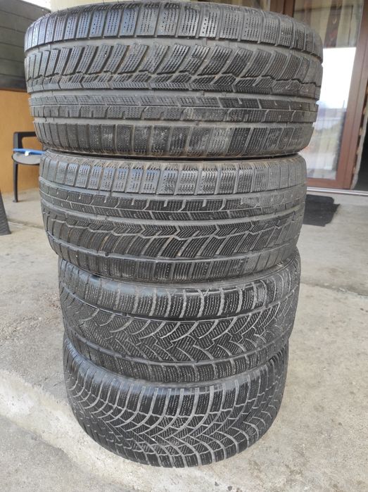 Cauciucuri iarna 225/45/17