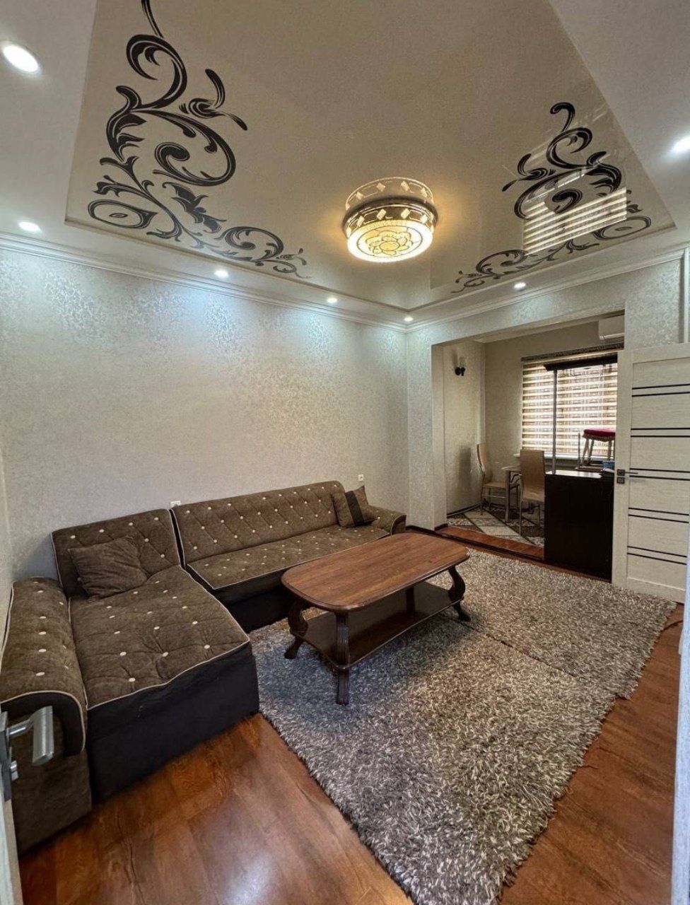 #Чиланзар 3квартал 3 комнатная 3 этаж с мебелью и техникой продается!