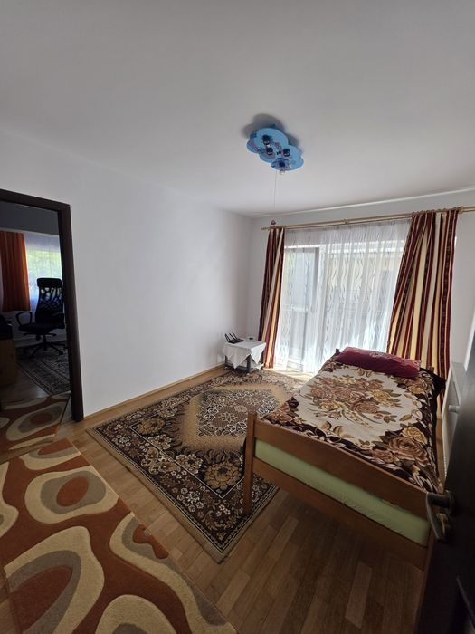PF închiriez apt 4 cam, et. 1/4, 2 bai, 82 mp + 20 mp 2 balcoane