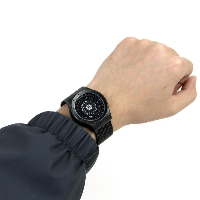 Часы Abstraction