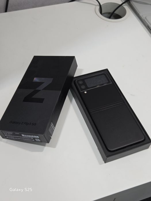 Samsung Galaxy Z Flip 3 5G 8/256