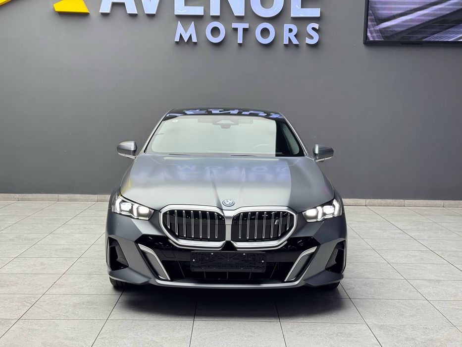 Продается BMW i5 35 eDrive