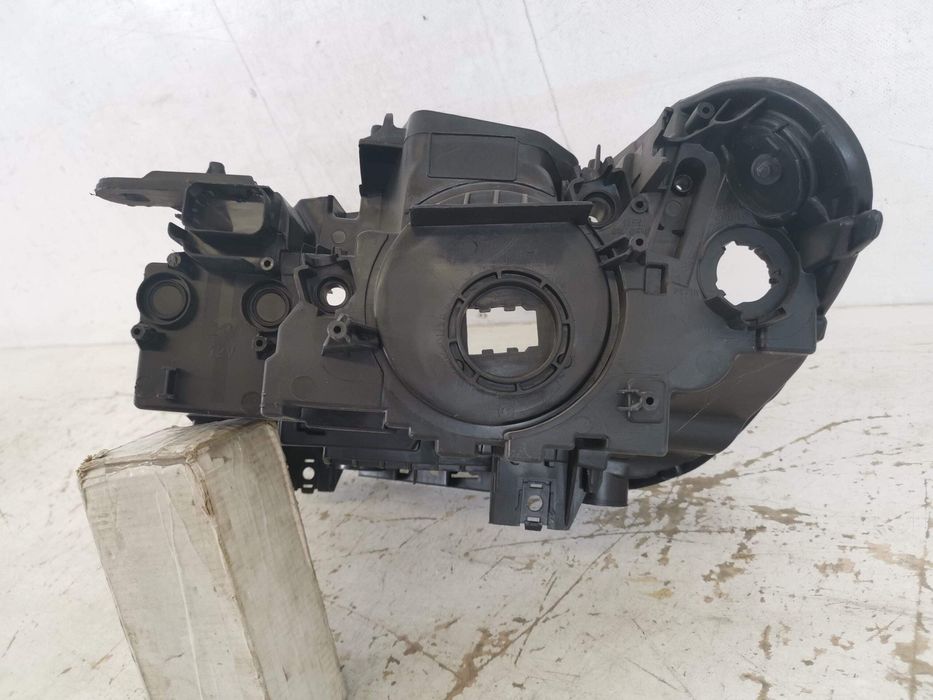 Десен фар кожух Led BMW X1 F48 [ - ] В добро състояние Right headlight