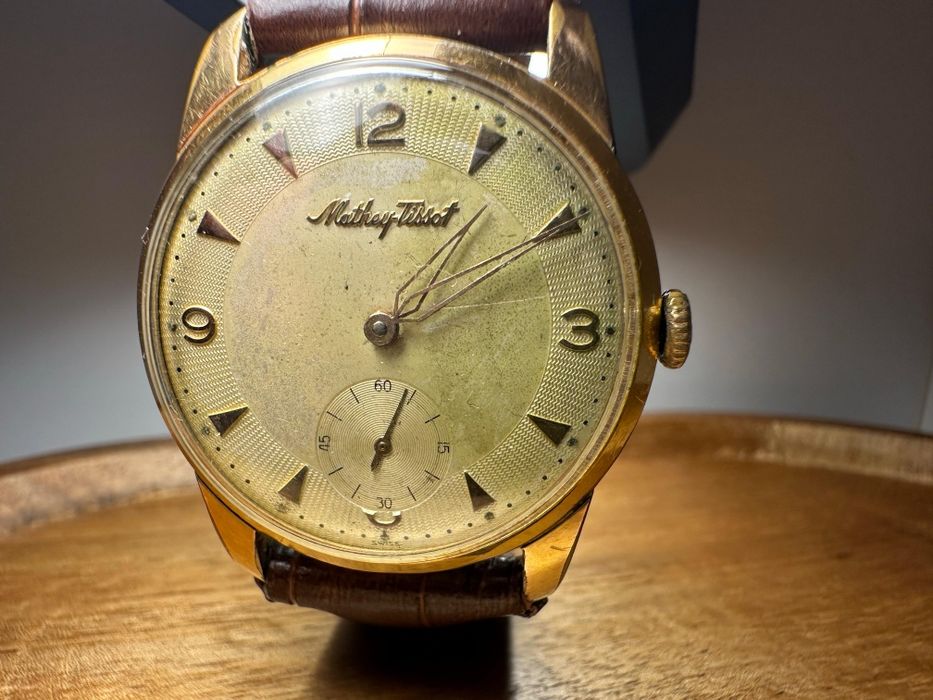 Ceas Mathey-Tissot placat cu aur '50