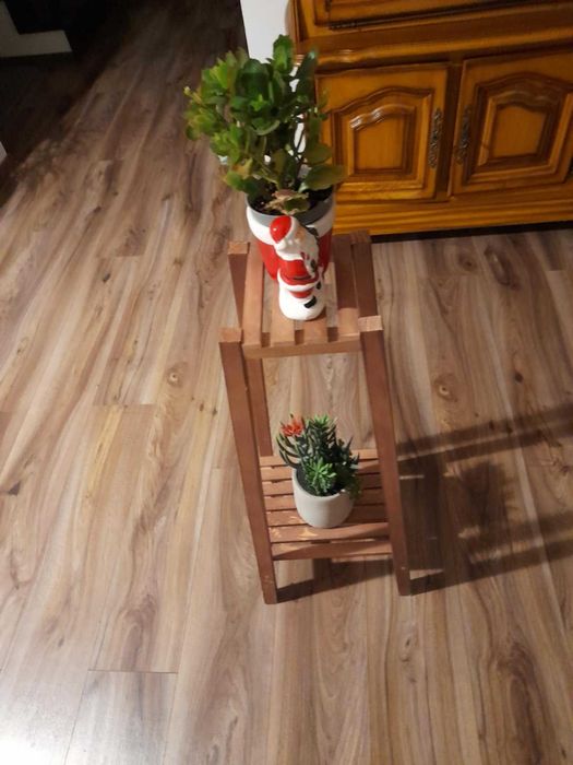 Suport ghivece flori