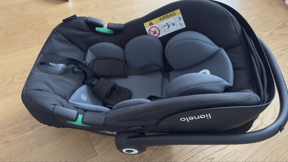 Scoica auto pentru copii Lionelo Astrid i-Size, 0-13 kg, Black Grey