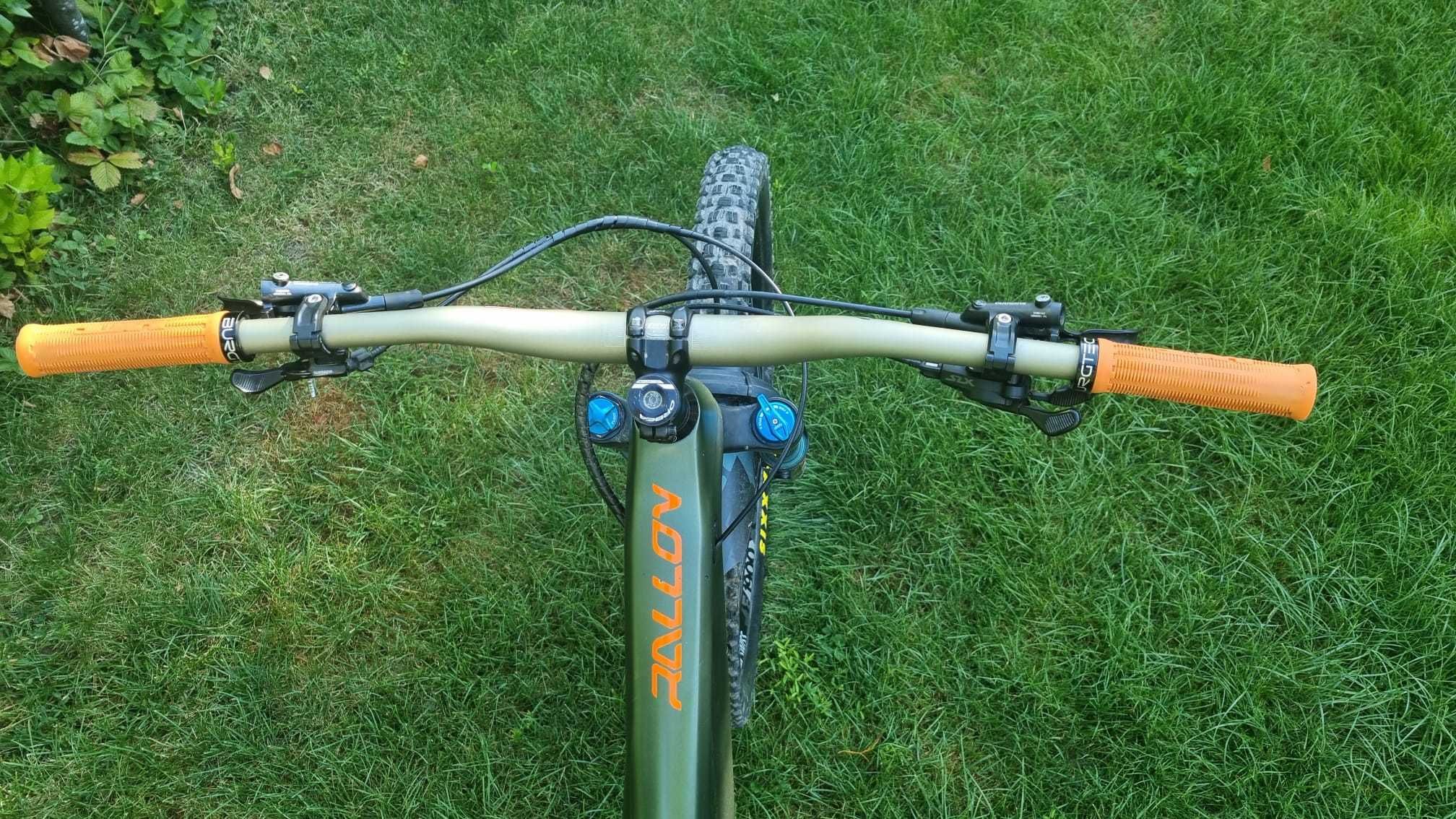 Bicicleta enduro ORBEA RALLON M10-upgraded shock si transmisie