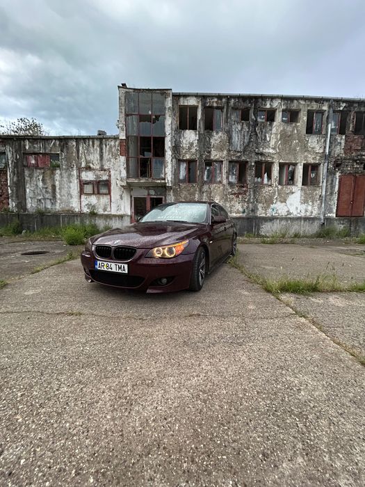 Vând bmw e60 525d