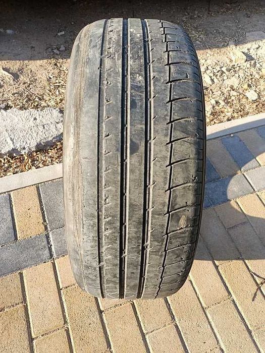 ОДНА шина 215/55 R17 - "Triangle Sportex TSH11 TH201" (Китай), летняя.