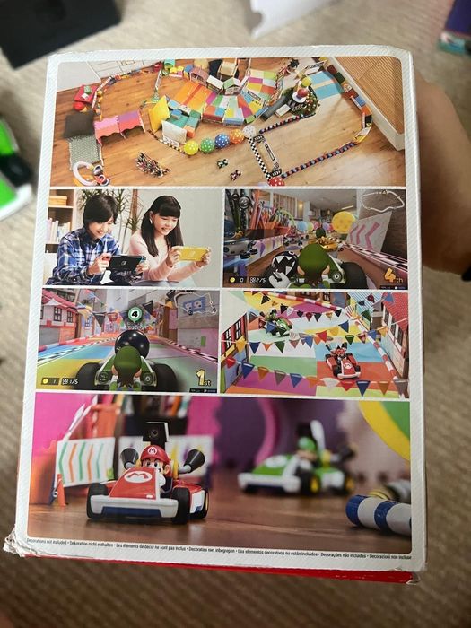Nintendo switch + Mariokart live home circuit (foarte puțin folosit)