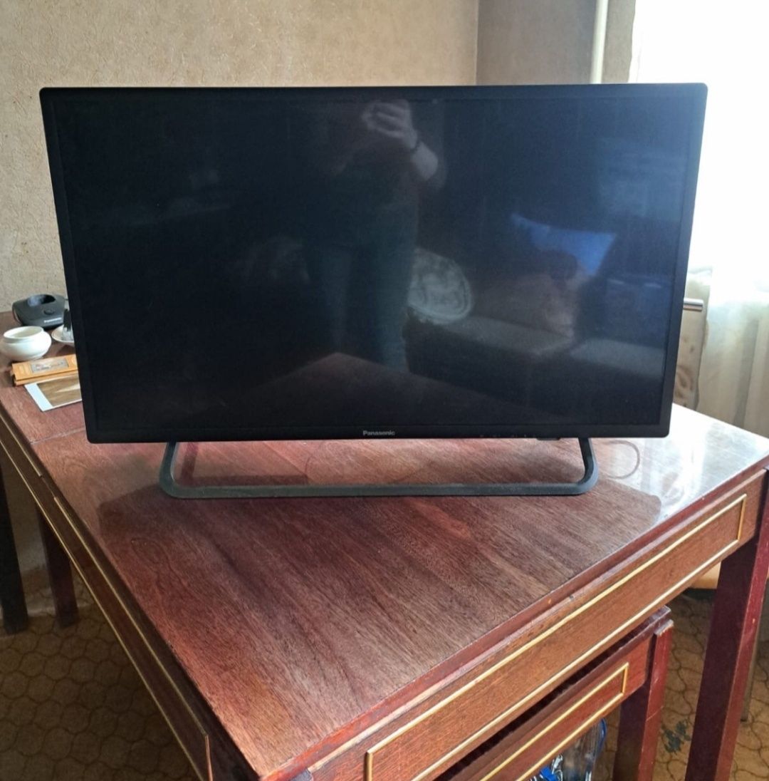 Panasonic 109cm Full HD DVB-T2 в отличном состояние