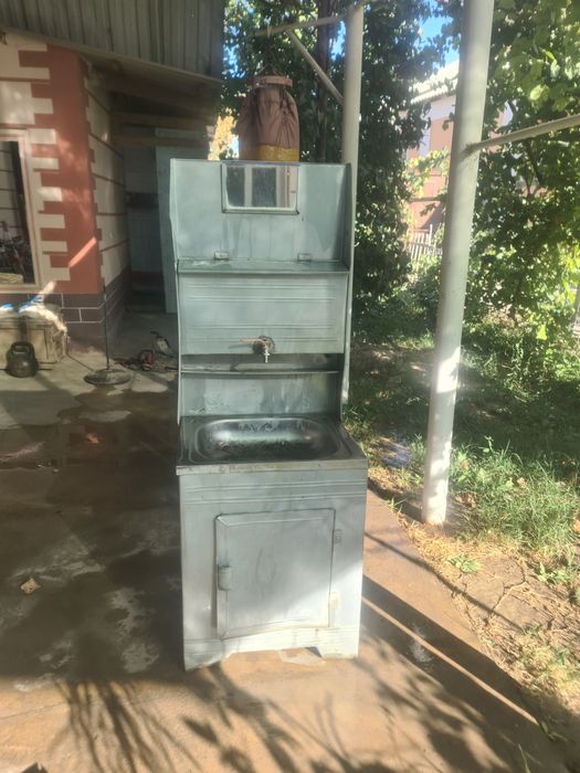Умывальник в хорошем сост