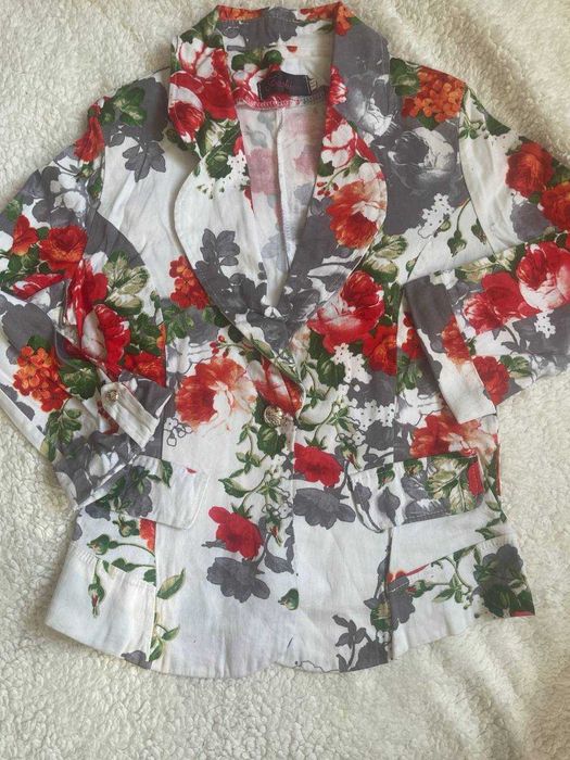 Модный костюм- блазер