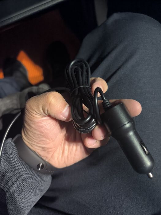 Videoregistrator Azdome 128 gb fleshka kabel