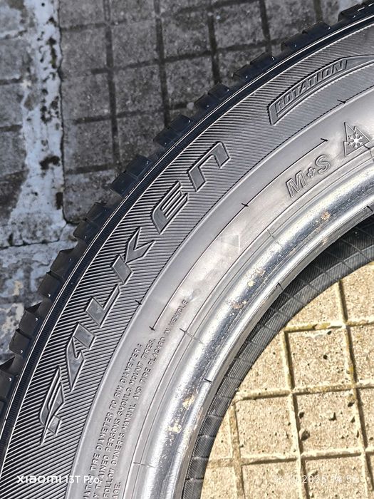 Продавам всесезонни гуми Falken EUROWINTER HS01 SUV 225 55 19