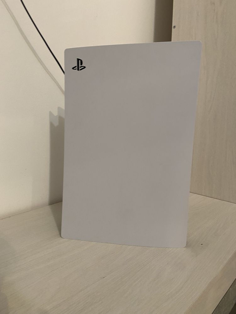 Продам Playstation 5