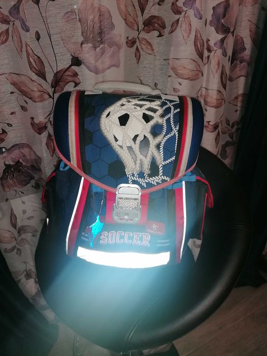 Раница за училище за момче