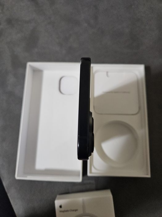 iPhone 15 Plus Black 128GB 88% Battery Health Отлично състояние