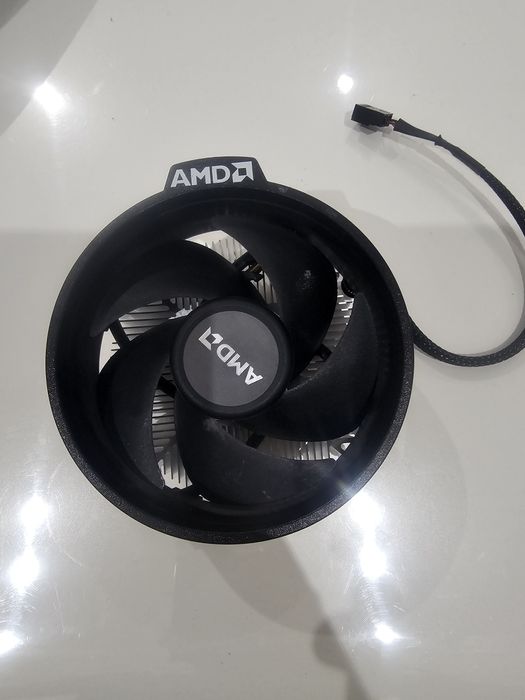 Amd ryzen 3 2200g