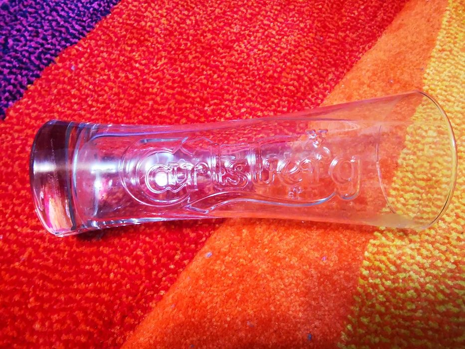 Pahar Carlsberg deosebit