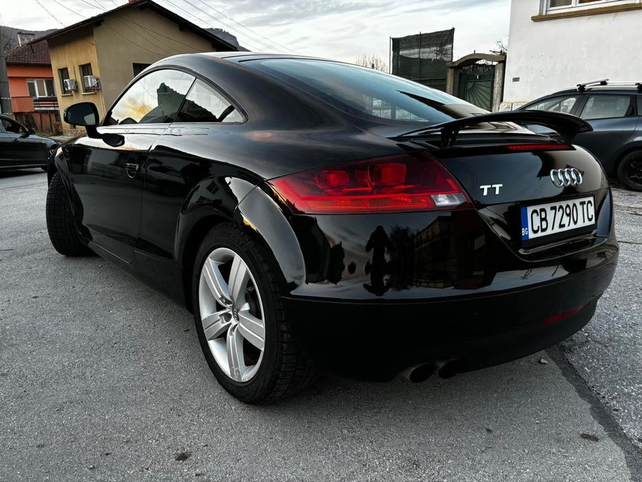 Audi TT новият модел всичко редовно и обслужено