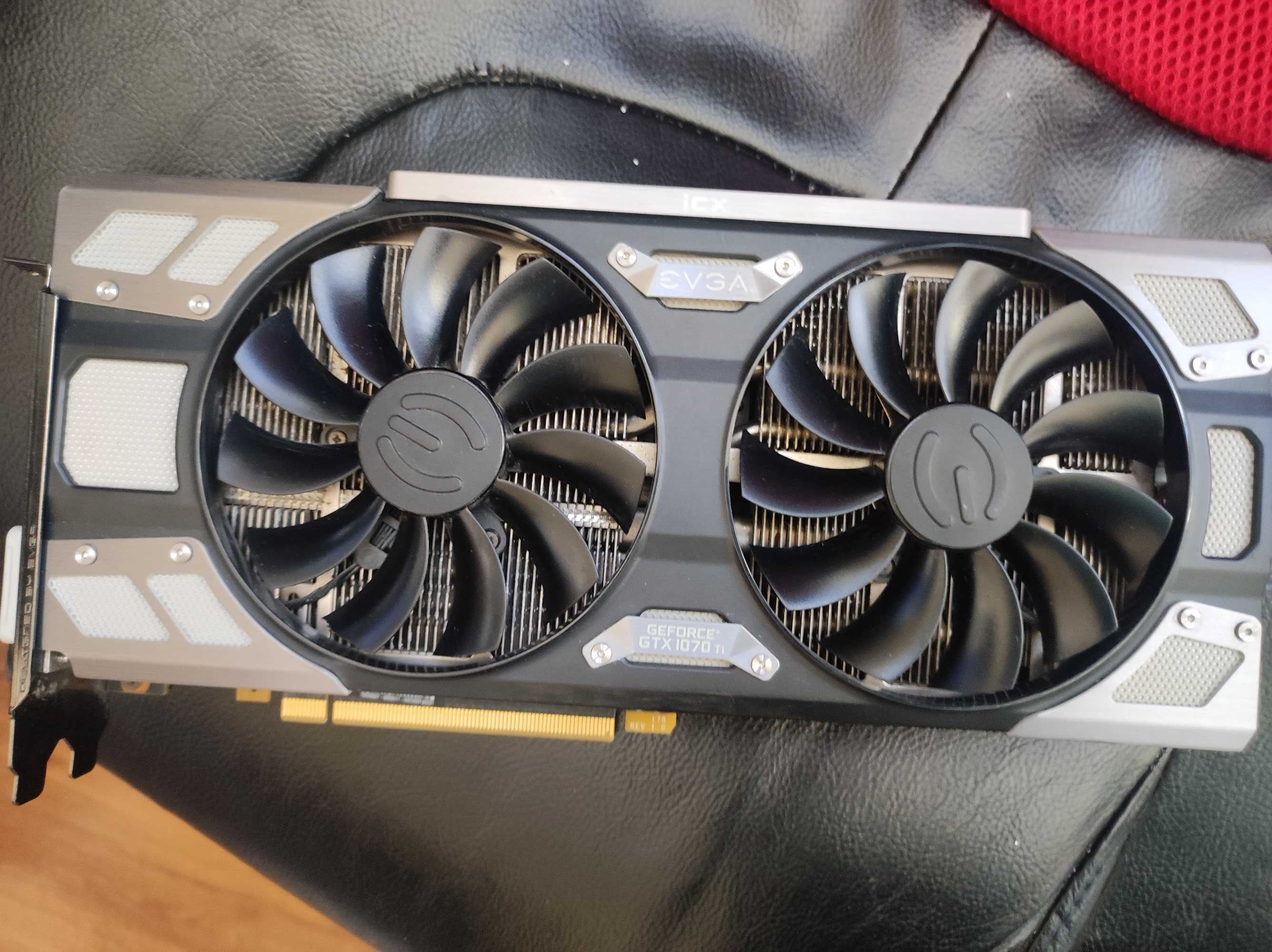 EVGA GeForce GTX 1070 Ti FTW2 GAMING 8gb