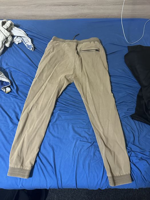 Бежов панталон на pull and bear
