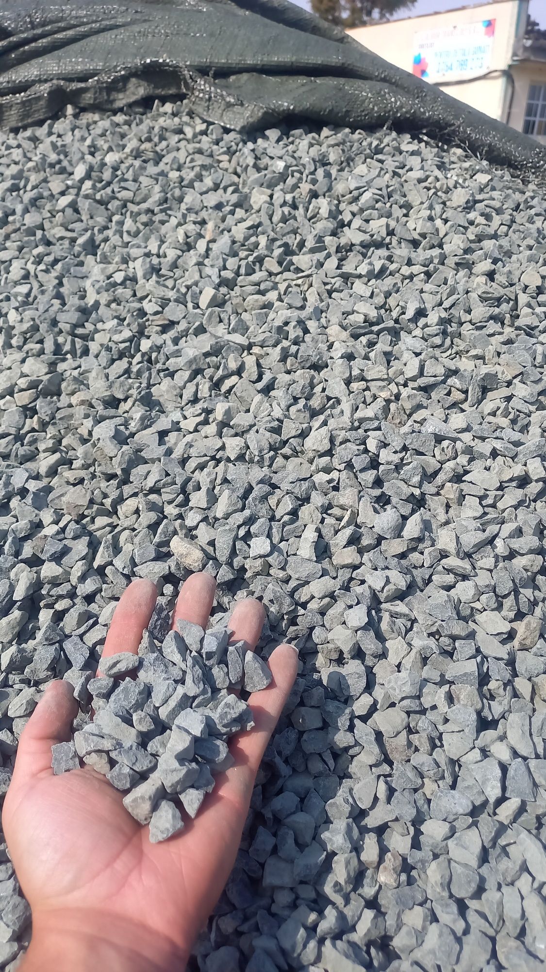 Piatră criblură curată diferite mărimi Nisip sort balastru Pământ
