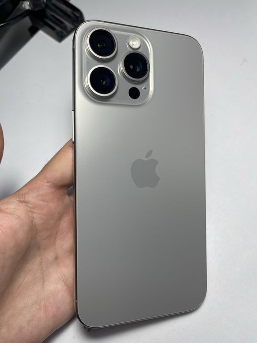 Продаю свой Iphone 15 pro max 256gb titan 88%