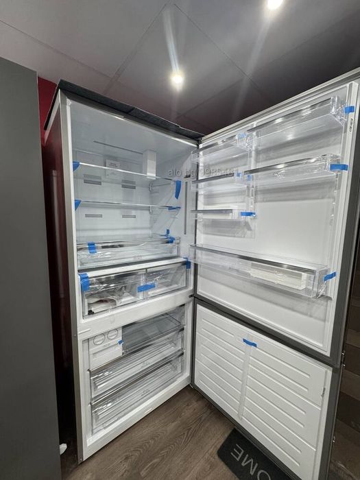 Хладилник с феизер Bauknecht 85 см ширина