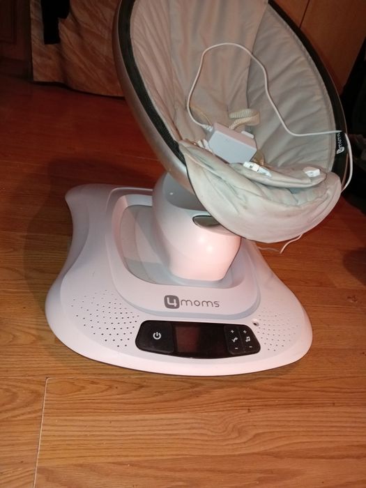 Balansoar electric bebeluși