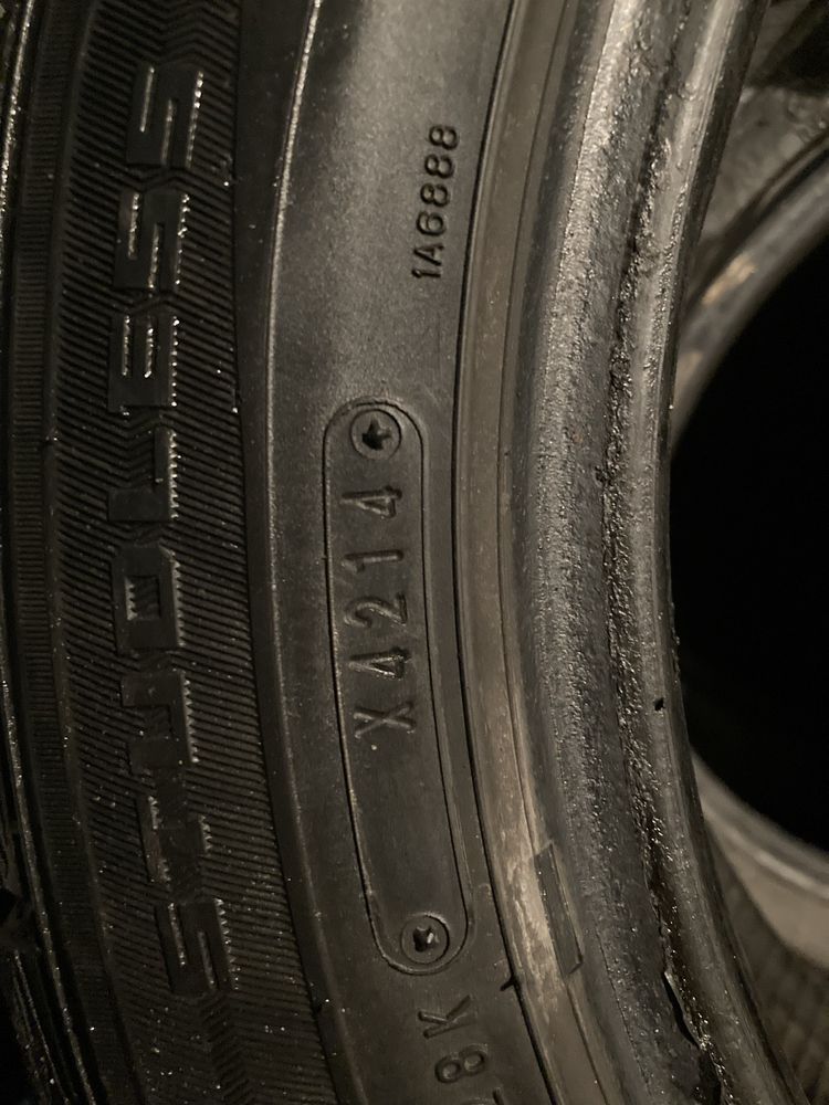Продам зимнию шины с дисками