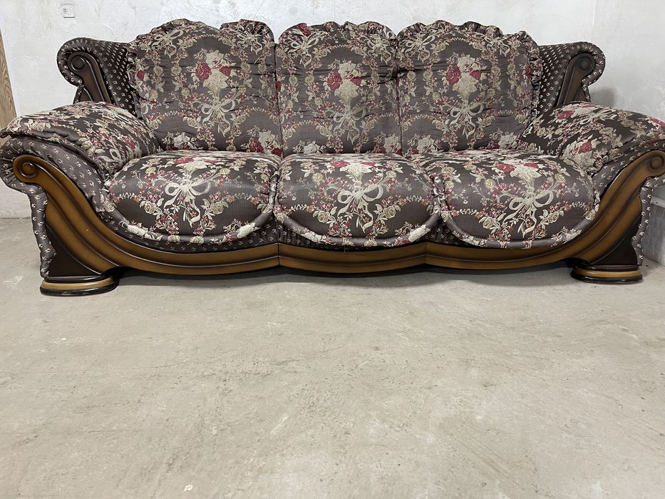 Диван для гостиной