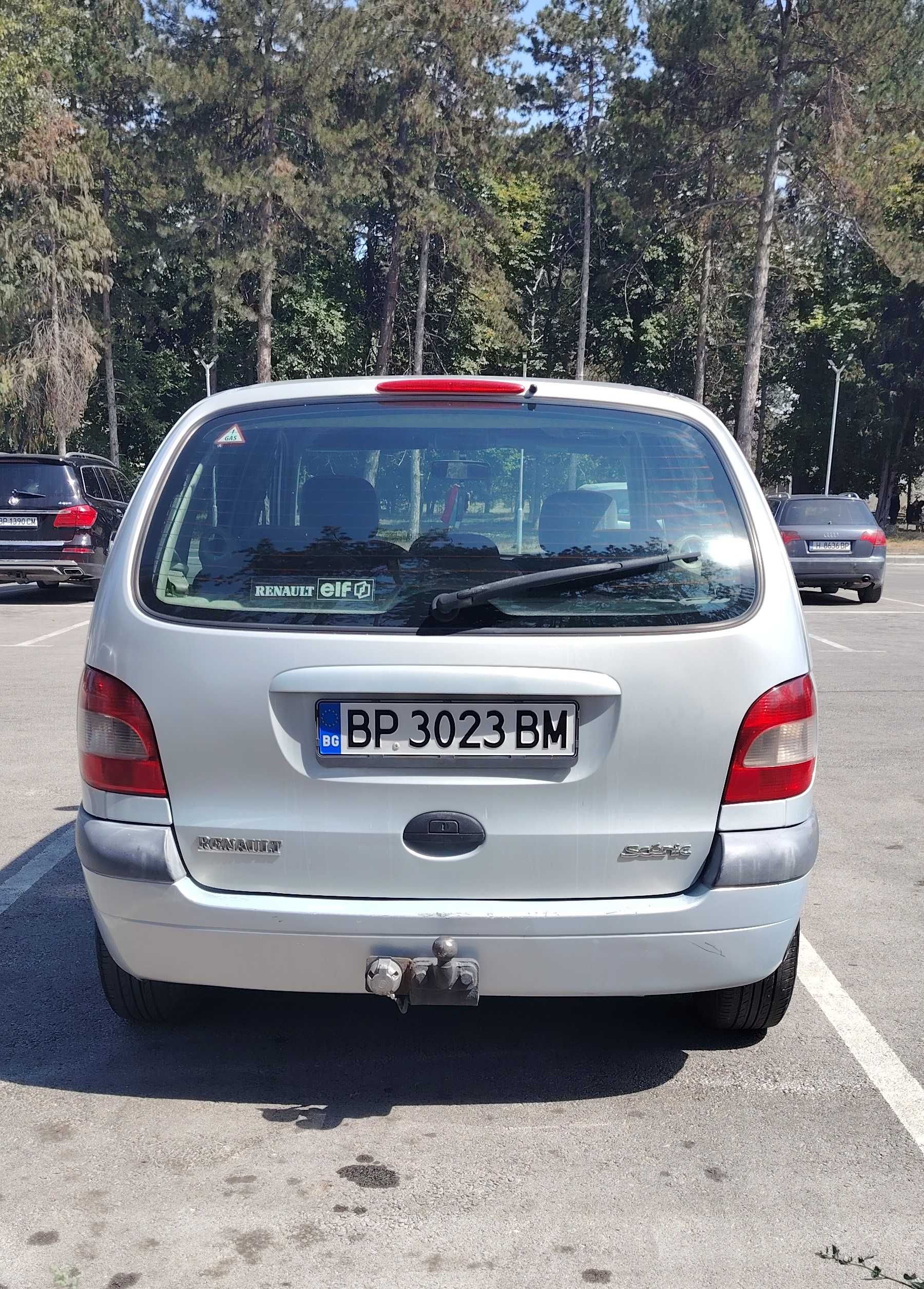 Продавам личния си автомобил!
