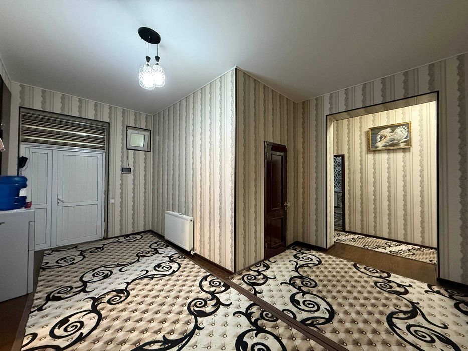 TAYYOR 6 SOTIQLI kottedj sotiladi